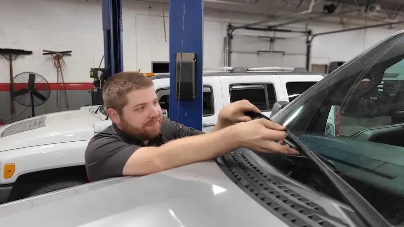 How to winterize a car Image