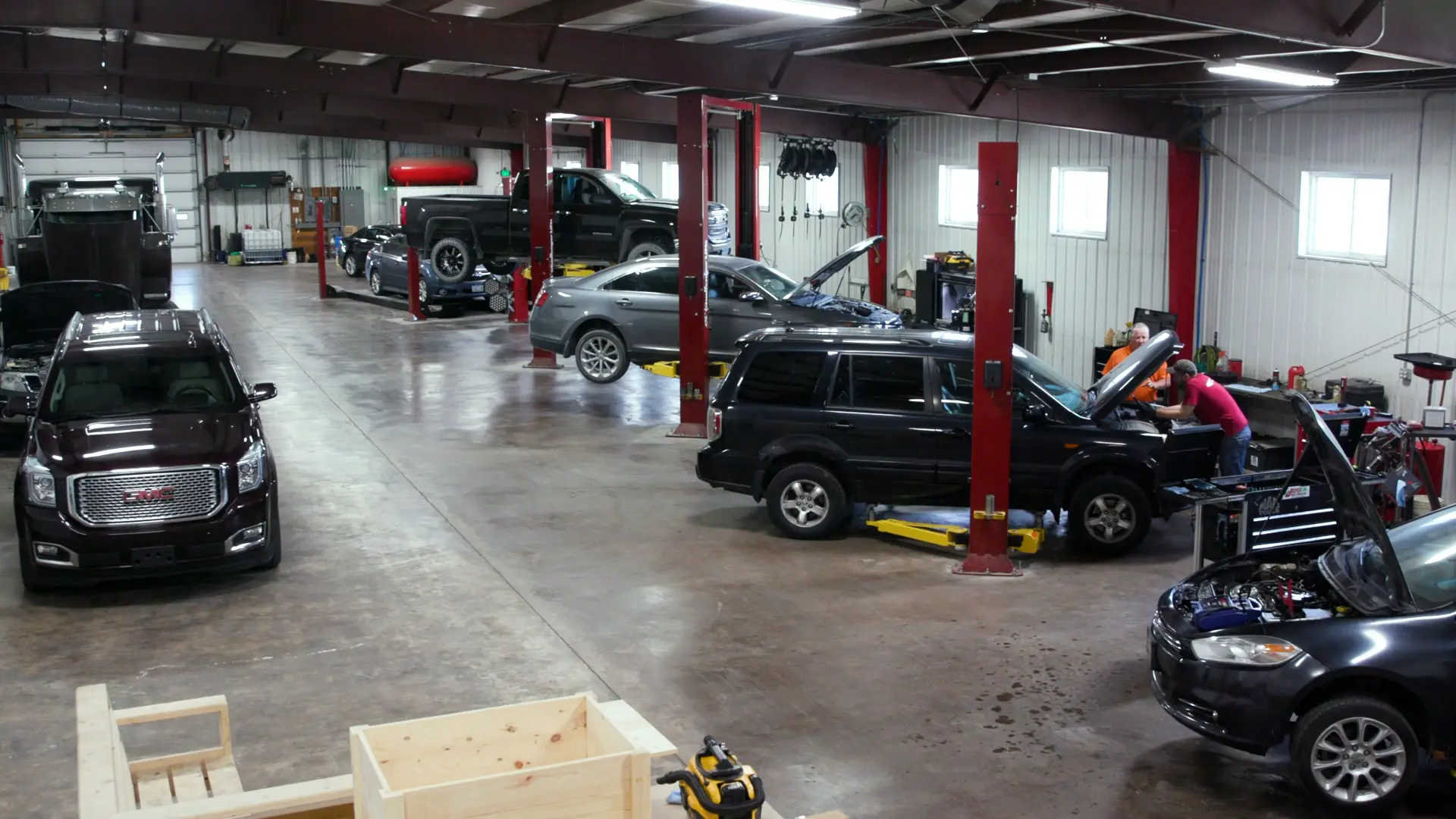 Washington Auto Center: Employment Page Image