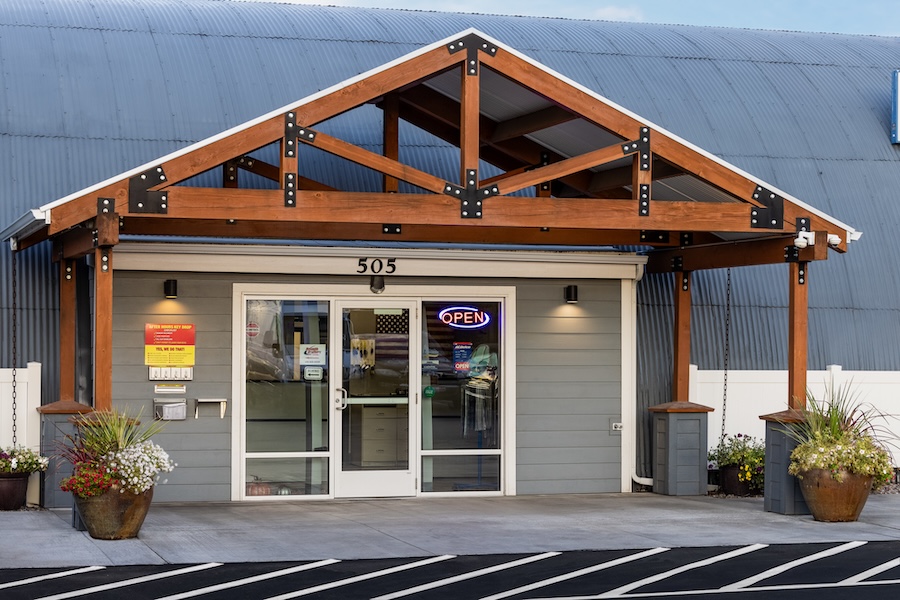 Meridian Automotive: About Us 1st Image