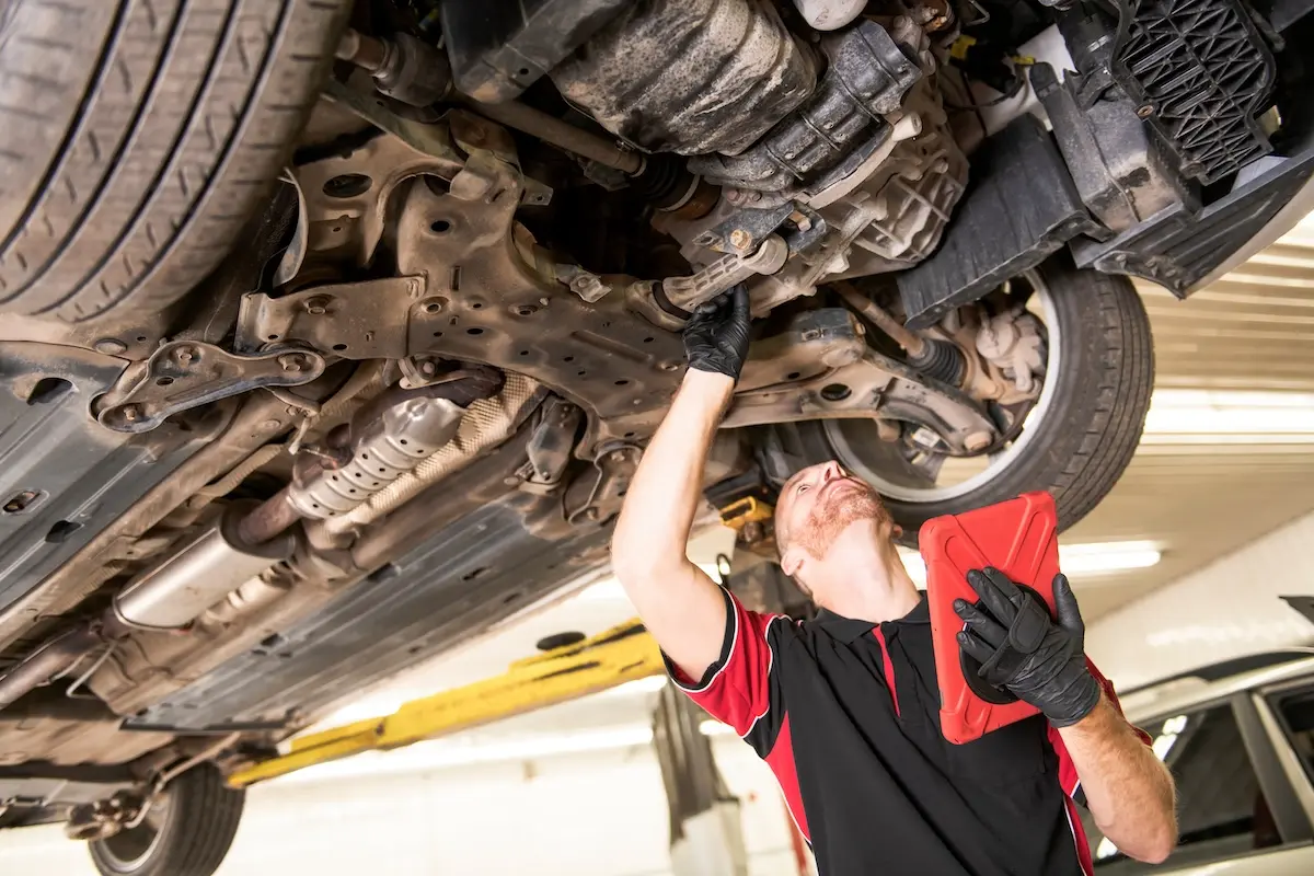 Pebble Beach Drivers Rely on Green Machine Automotive Location Page Image