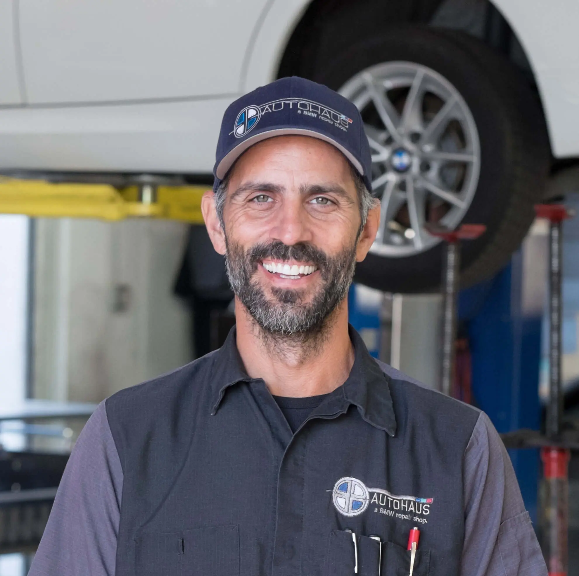 B and B Autohaus Library Image