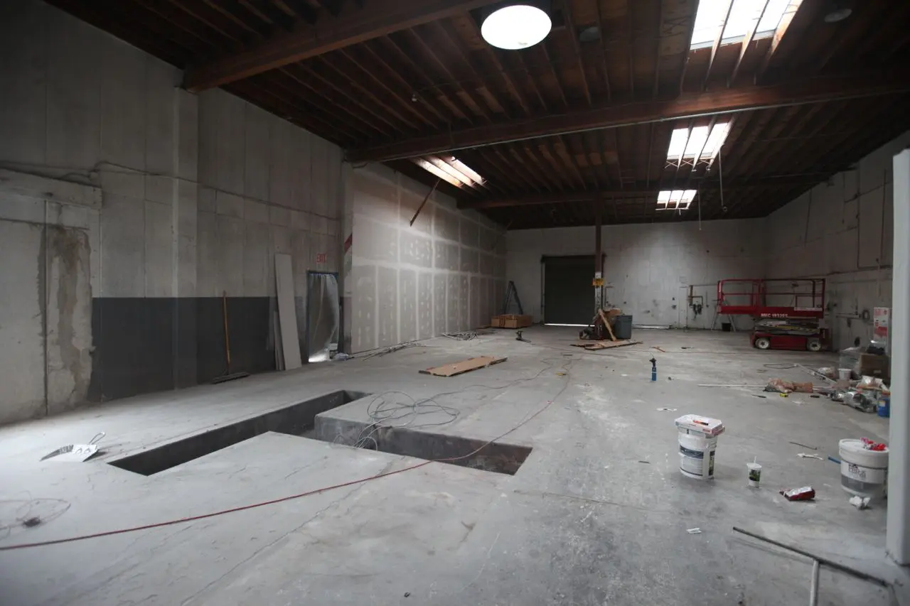 B and B Autohaus Library Image