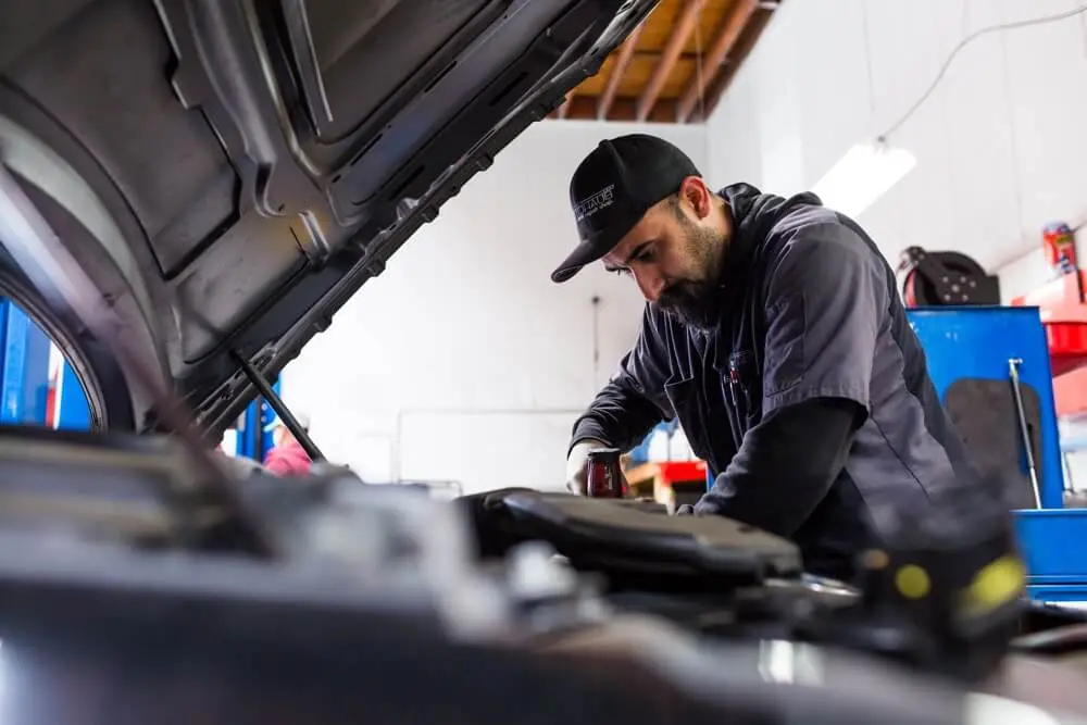 B and B Autohaus Library Image