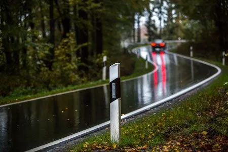 HOW TO ENSURE SAFE DRIVING WITH REGULAR BRAKE REPAIR Image
