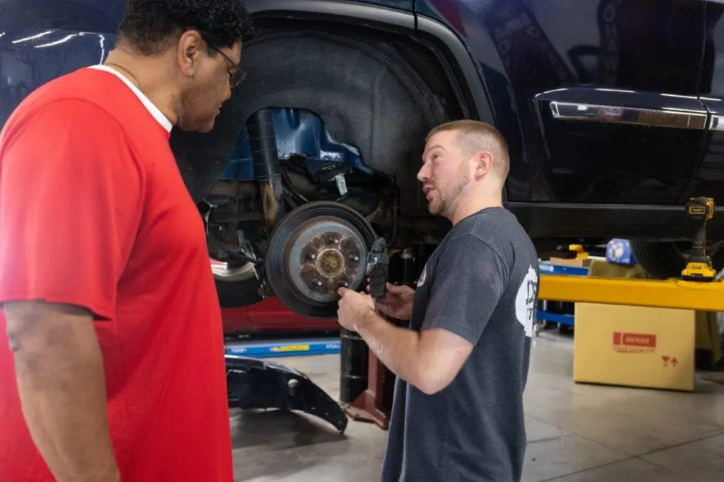 Joey_s Auto Shop (small) (102).jpg