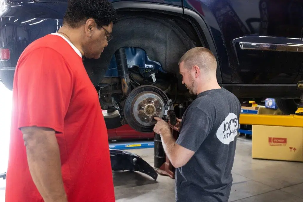 Joey_s Auto Shop (small) (103).jpg
