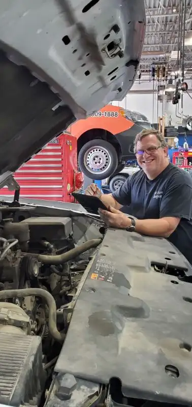 Driving Forward with Digital Vehicle Inspections: The Road to Safety and Efficiency Image