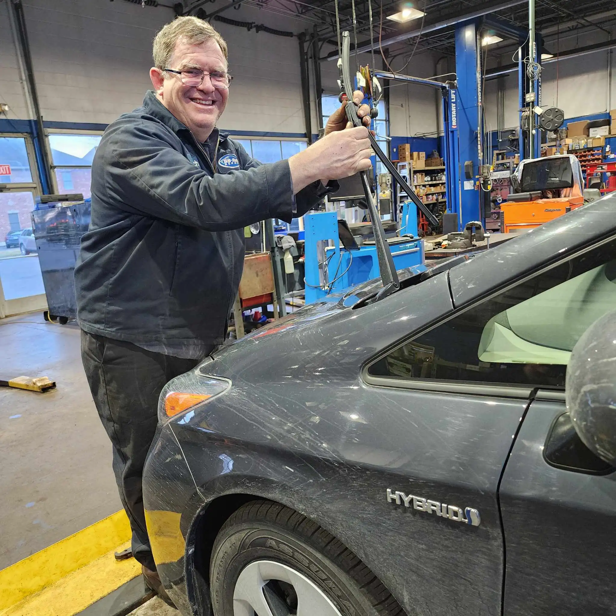 Where should I bring my Hybrid vehicle for Auto Repair in Plainfield, IL? Image