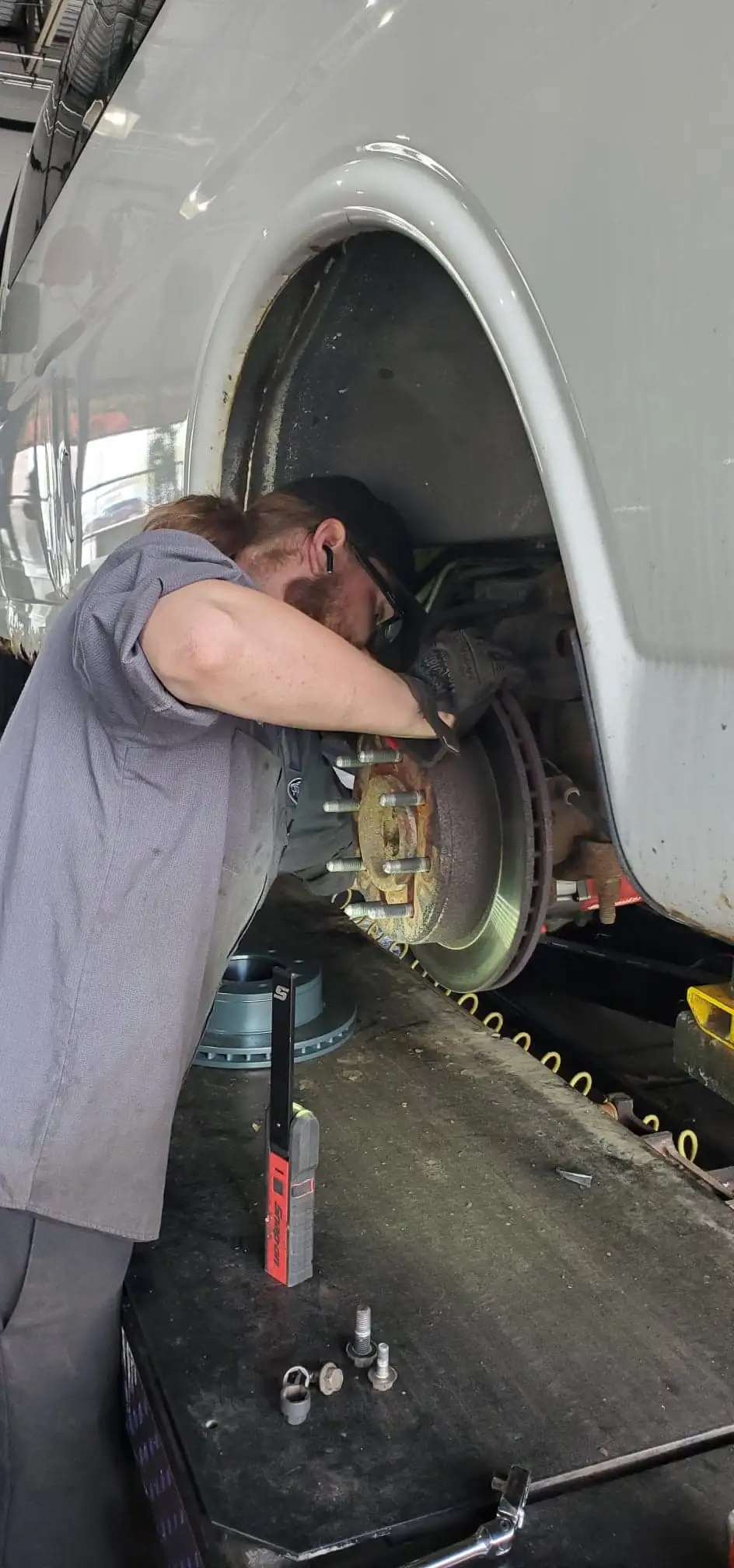Need Brake Repair in Plainfield, IL? Stop Wondering, Start Stopping! Image