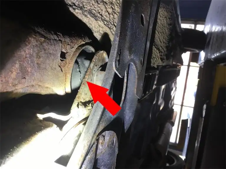 Clunking, Pulling, Vibrating? Here's How to Tell if Your Control Arm Needs Replacing Image