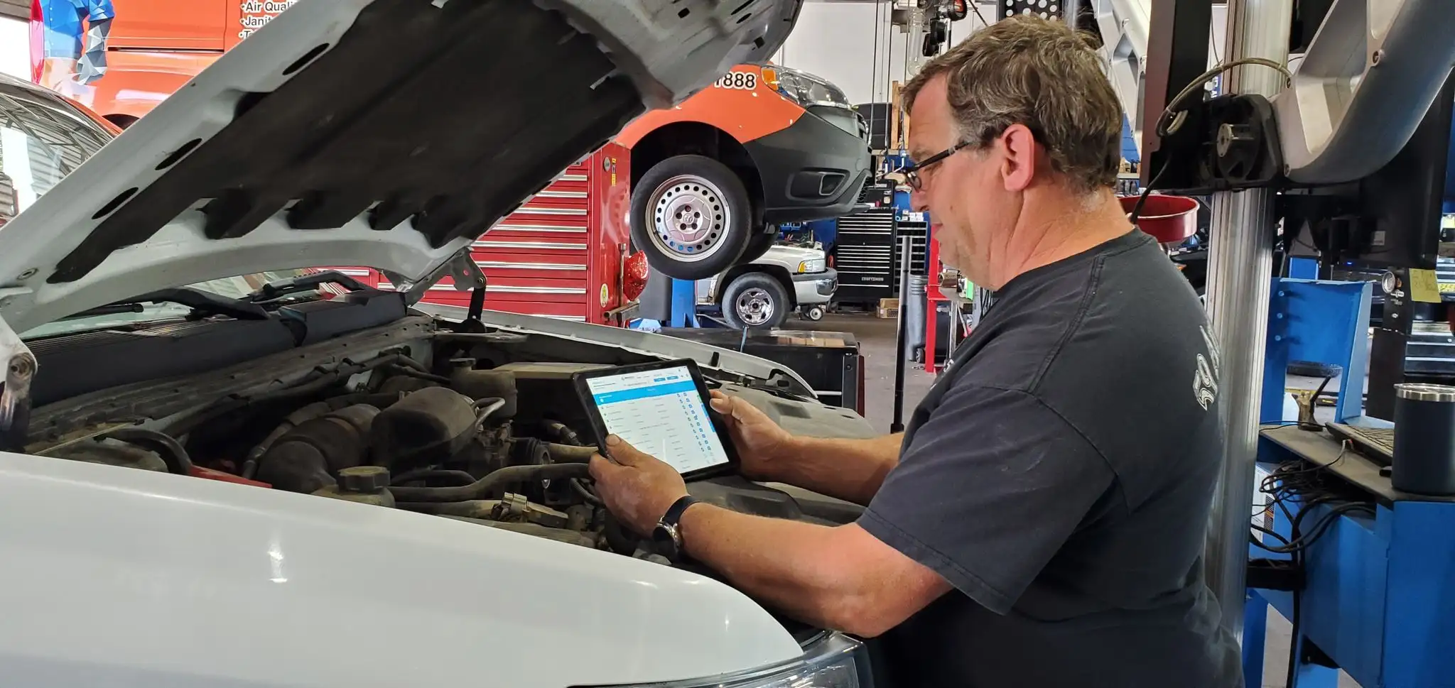 Experience the Excellence of 59 Auto Repair’s Digital Inspections Image
