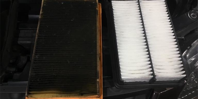 What does a car air filter do? Image