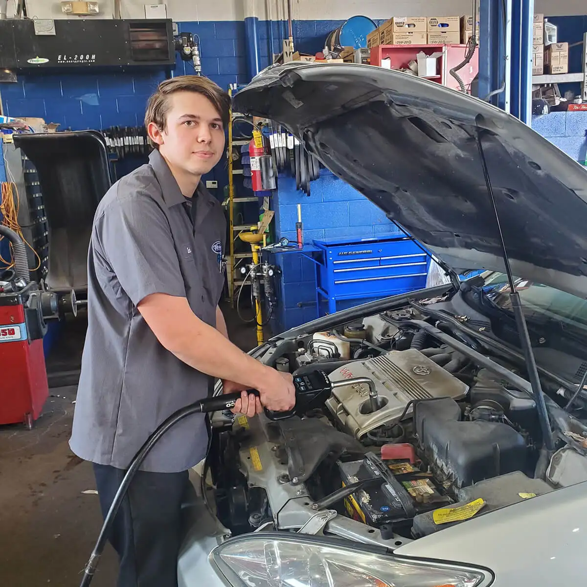 Why is my car burning oil? Image