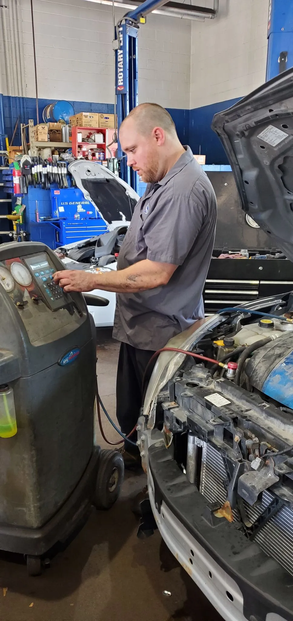 Is Your Car's AC Blowing Warm in Plainfield, IL? Find the Best Recharge Spot! Image