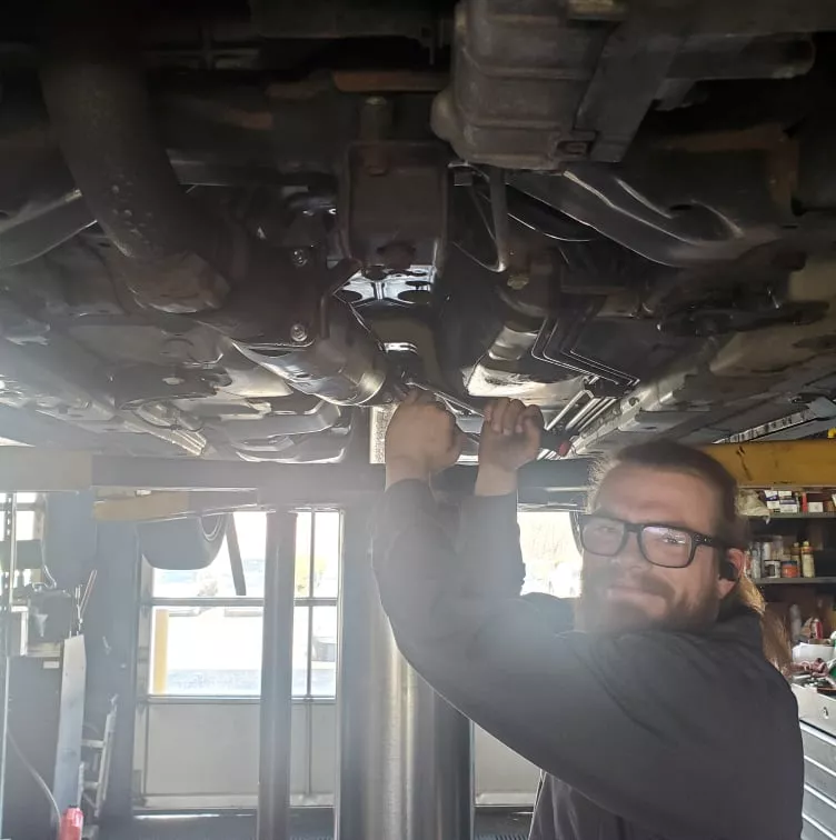 How does a catalytic converter go bad?  Image