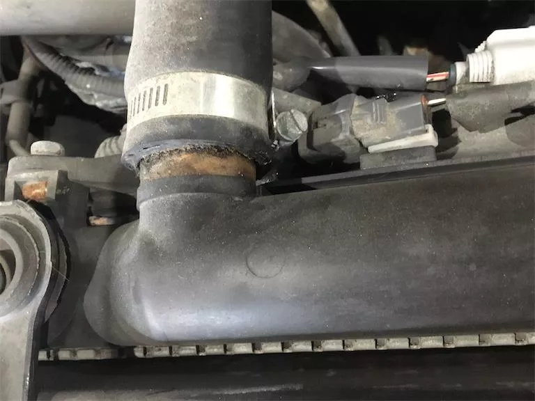 Why are my radiator hoses flat? Image