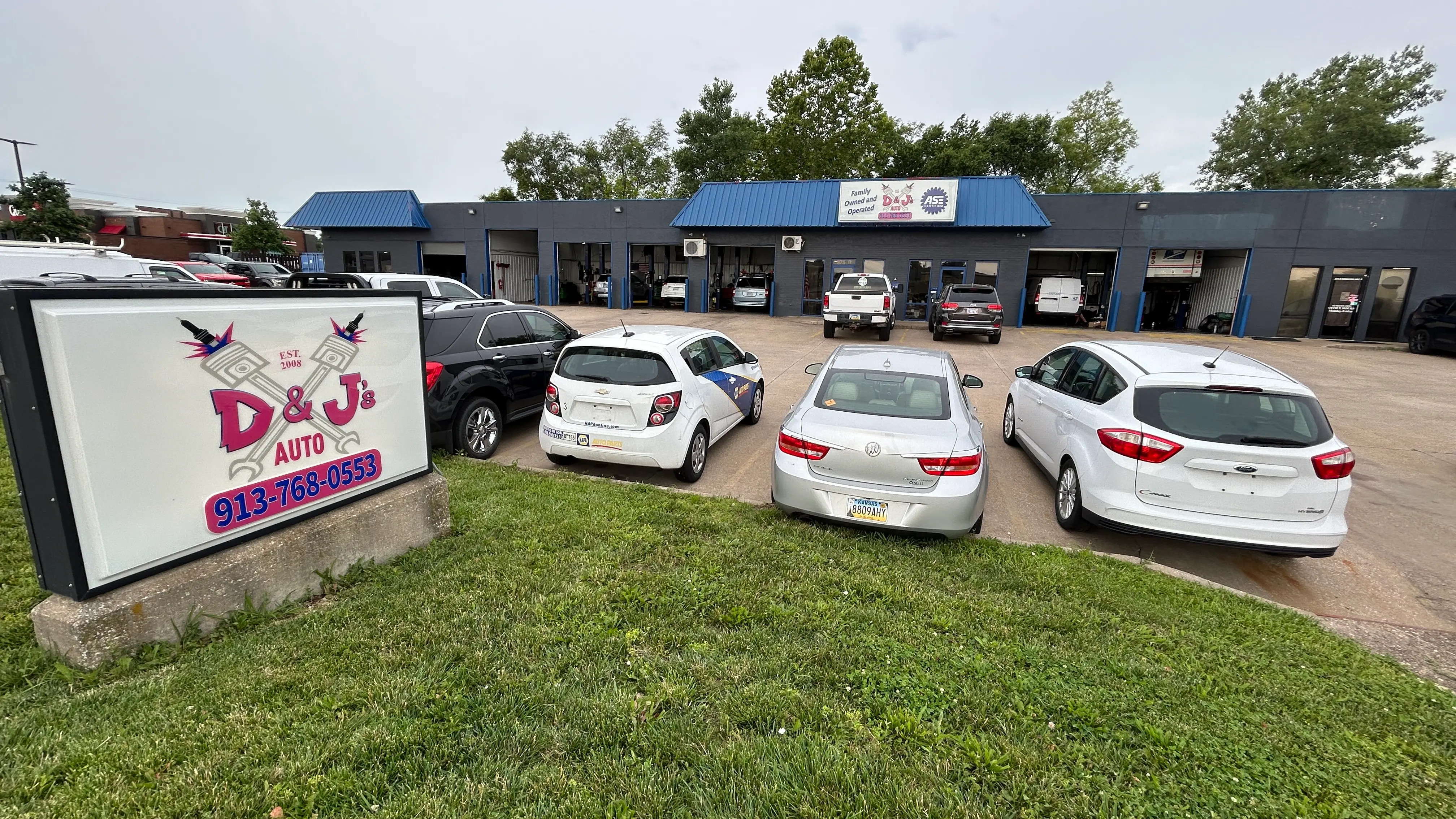 D & J’s Automotive, Only a Short Drive from Shawnee for Trusted Auto Repairs Location Page Image