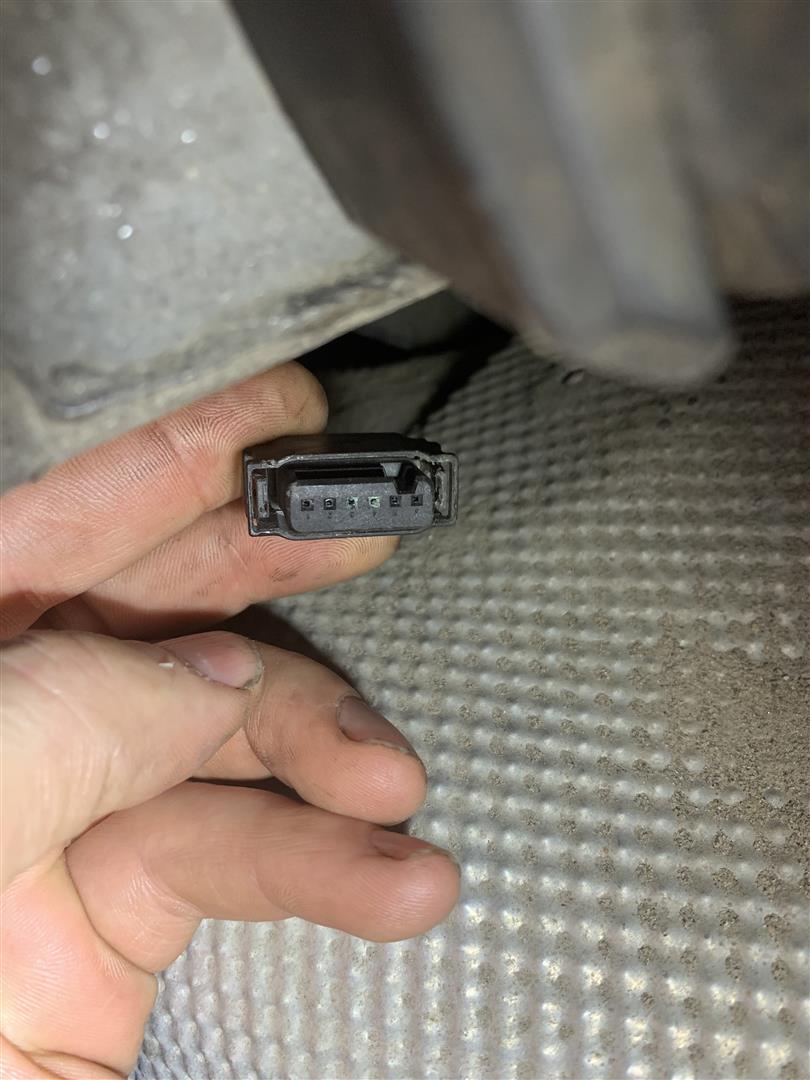 Why Doesn't My Car Crank Over Image