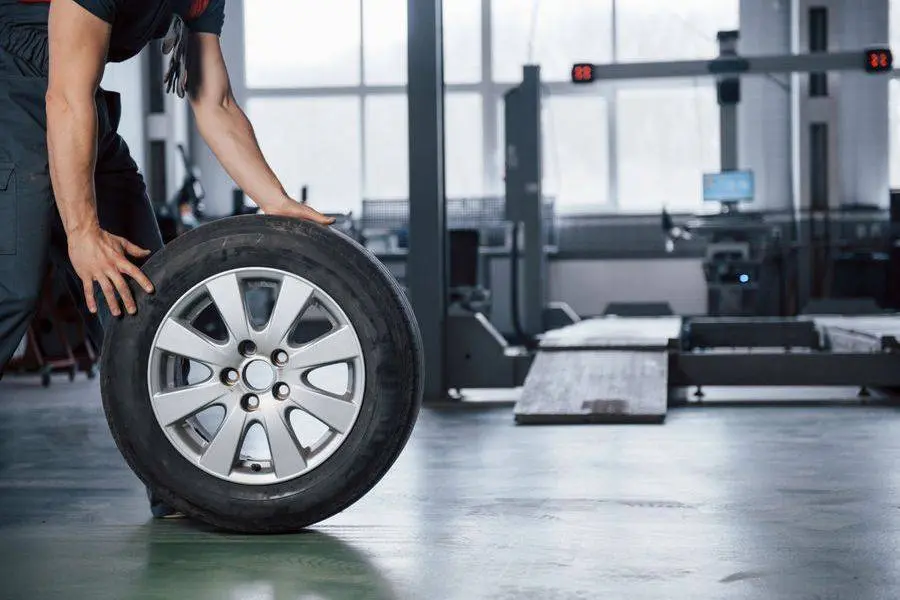 Tires Service Image